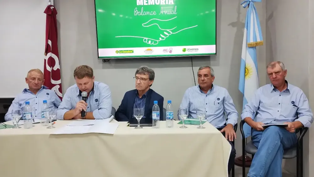 d64f0d8b-22e5-4911-8a53-f09326fb8e57