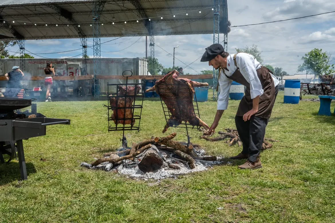 Ya comenzamos a vivir la 8va edición de la Expo Ovina de Urdinarrain 🐑🤩Te esperamos con gastr (2)