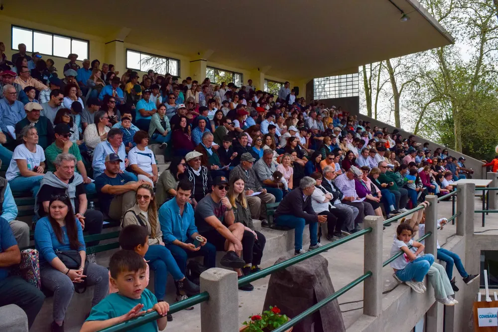 380957850_342986844960885_2296660001877064097_n